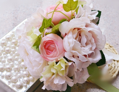 WHB1004 Elegant White & Light Pink Rose Hand Bouquet 
